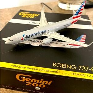 Gemini Jets G2AAL413 American Airlines Boeing 737-800 N908NN Diecast 1/200 Model